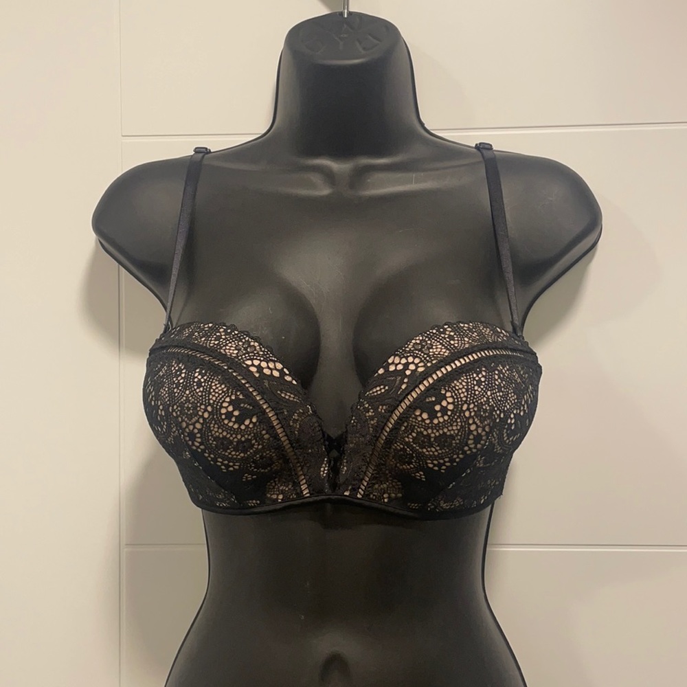 Victoria secret bombshell bra.